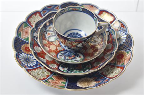 Japanese Imari Place Setting +