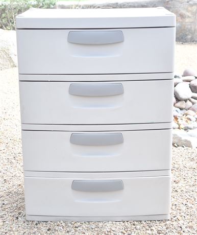 Plastic Storage Chest