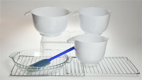 Three Copco Measuring/Mixing Bowls