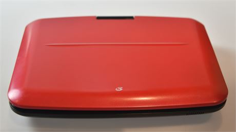 GPX 9" Portable DVD Player