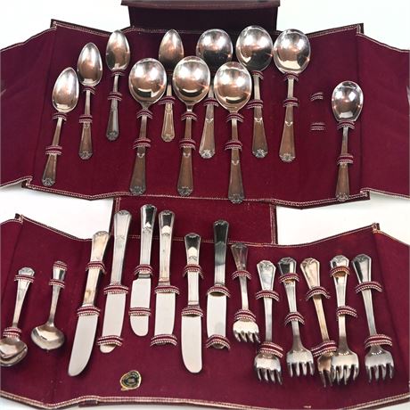 WM Rogers MFG Co. Flatware