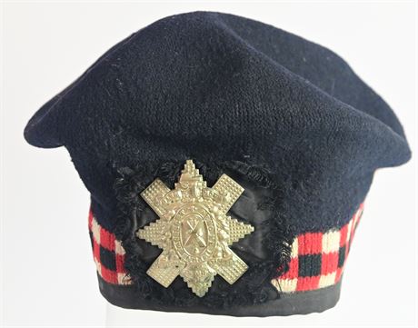 WW2 BRITISH BLACK WATCH "WEDGE" CAP & BADGE