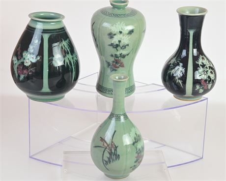 Korean Vase Set