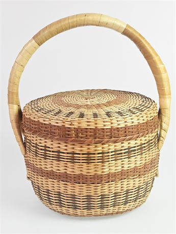 Basket With Lid +