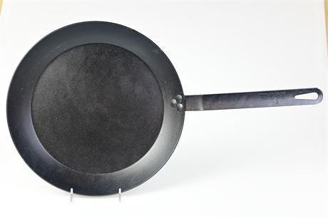 Lodge Carbon Steel Skillet