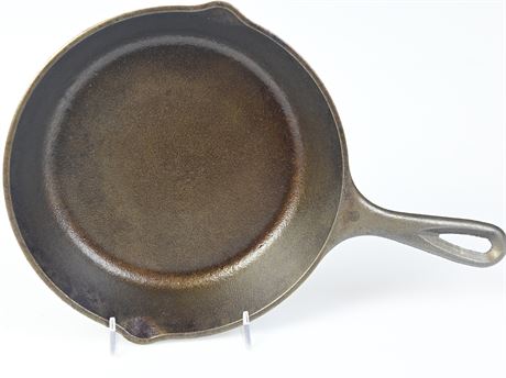 Lodge Cast Iron Frying Pan Skillet