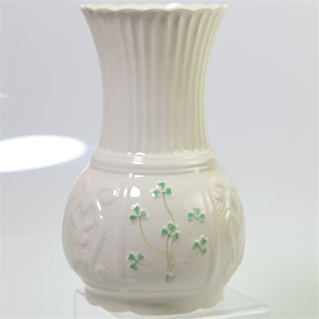 Irish Belleck "Nadine" Vase