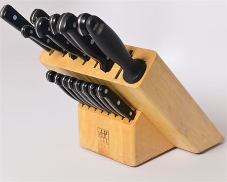 Henckels Knives With Knife Block