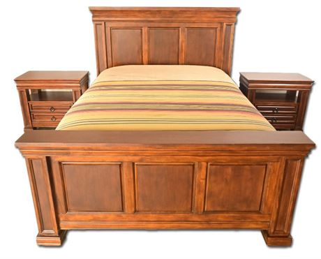 Three Piece Coaster Queen Size Bedroom Set