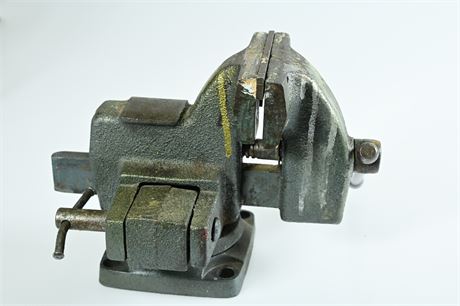 Wilton Swivel, Tilt Bench Vise