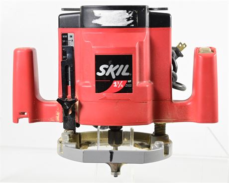 Skil 1 3/4 HP Router