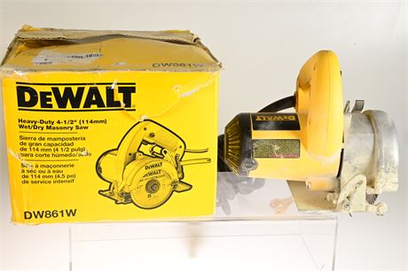 DeWalt Wet/Dry Masonry Saw