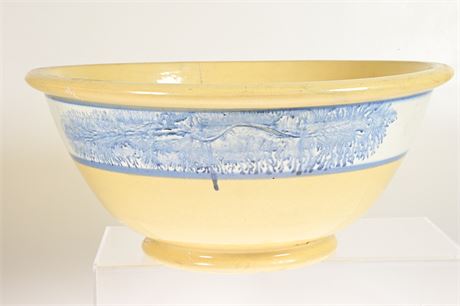 Antique Seaweed Bowl