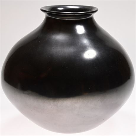 Stone Polished Mata Ortiz Olla