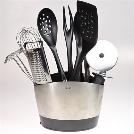 OXO Utensil Caddy with 12 Utensils