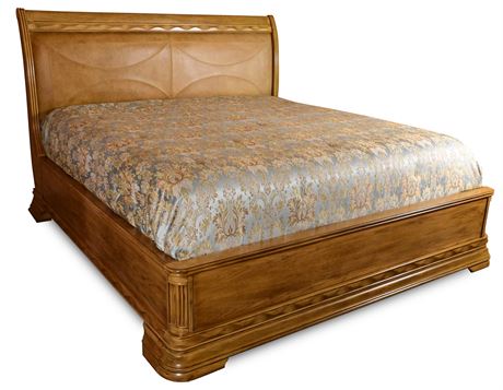 Elegant King Panel Bed